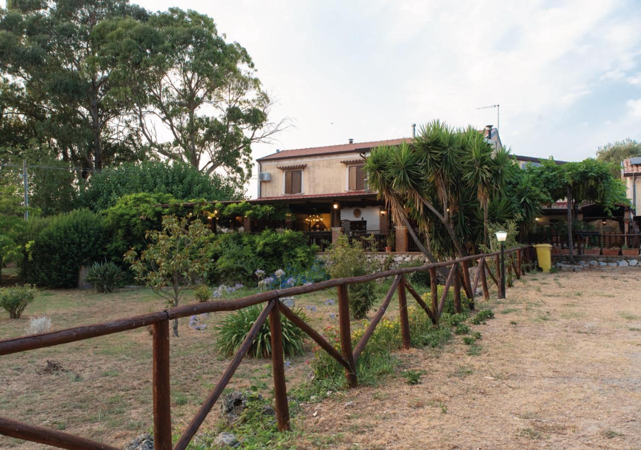 Il Sorgituro - Agriturismo Postiglione エクステリア 写真